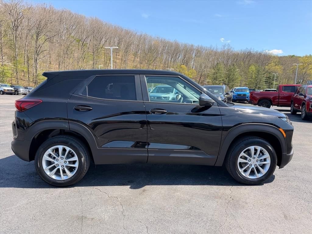 New 2026 Chevrolet Trailblazer LS SUV