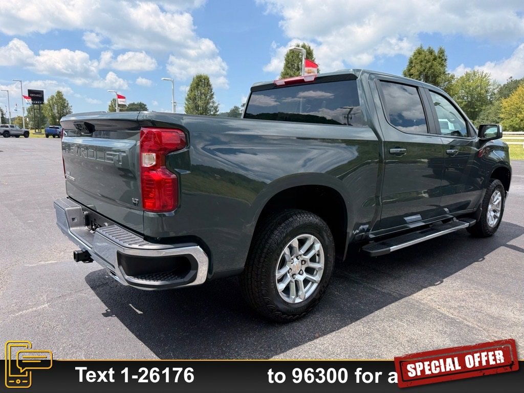 2026 Chevrolet Silverado 1500 LT photo 3