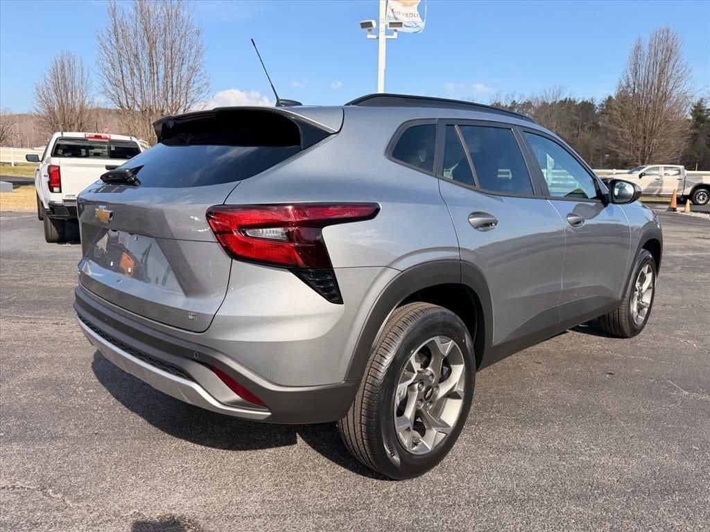 New 2026 Chevrolet Trax LT SUV