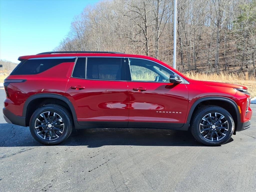 New 2026 Chevrolet Traverse LT SUV