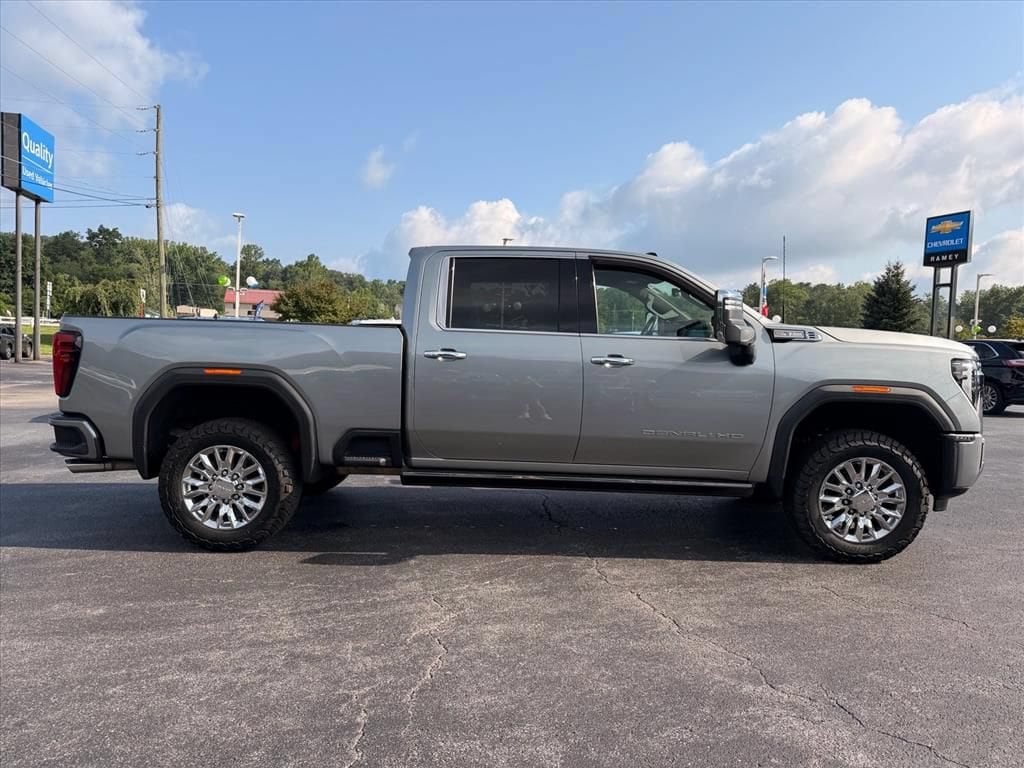 Used 2024 GMC Sierra 2500 HD Denali Truck Crew Cab
