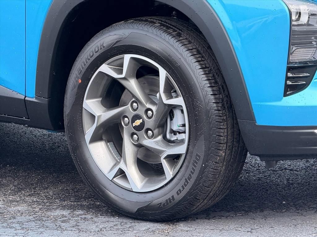 2026 Chevrolet Trax LT - Photo 18