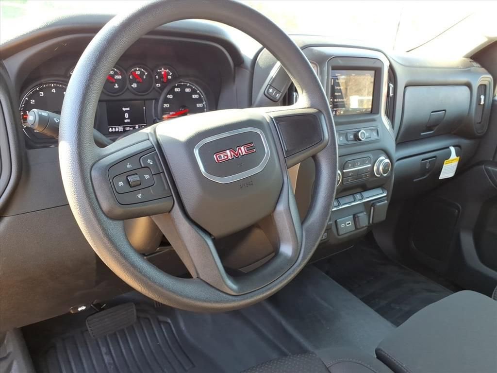 2025 GMC Sierra 2500HD Pro - Photo 8