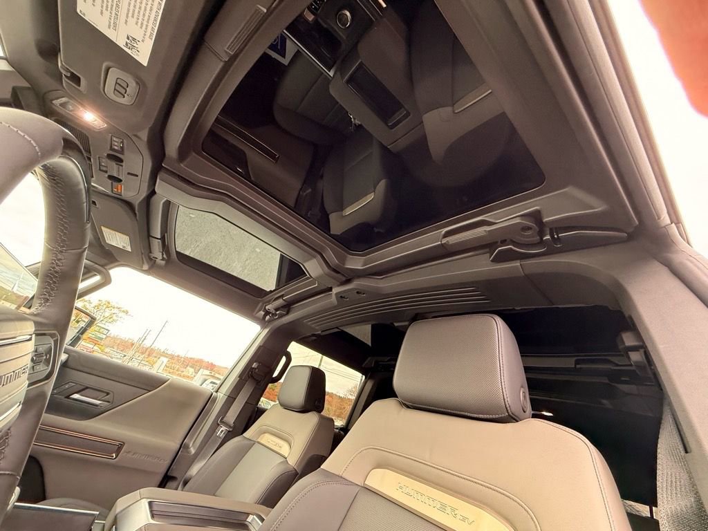 2025 GMC HUMMER EV 2X - Photo 7