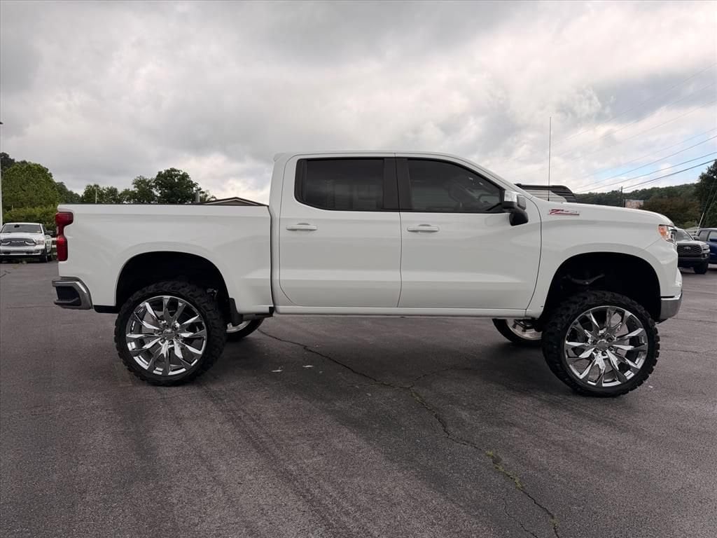 Used 2024 Chevrolet Silverado 1500 LT Truck Crew Cab