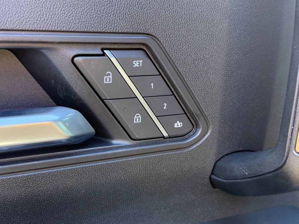 2025 GMC HUMMER EV 2X - Photo 11