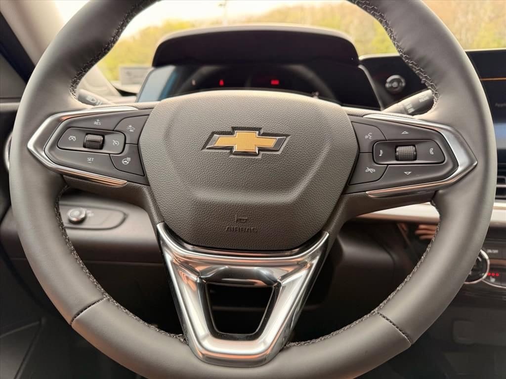 2026 Chevrolet Trax LT - Photo 8
