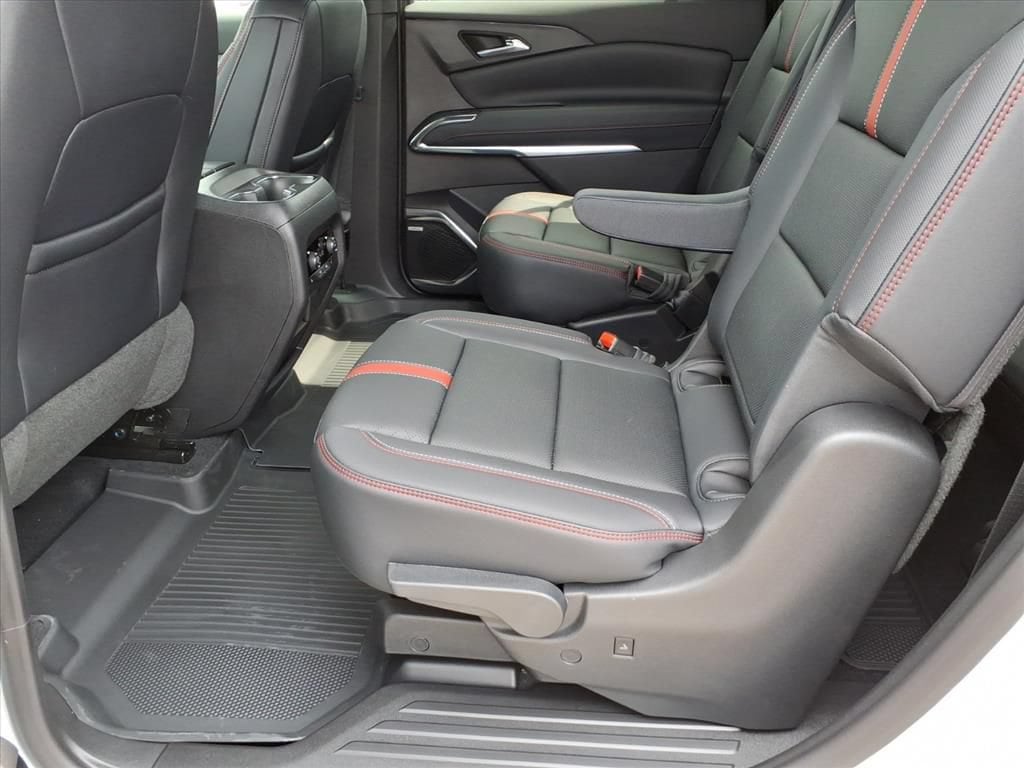 2026 Chevrolet Traverse RS - Photo 8