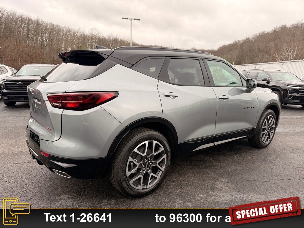 2026 Chevrolet Blazer RS photo 3