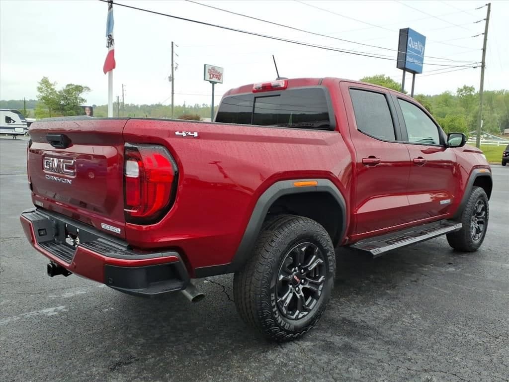 Used 2025 GMC Canyon Elevation Truck Crew Cab