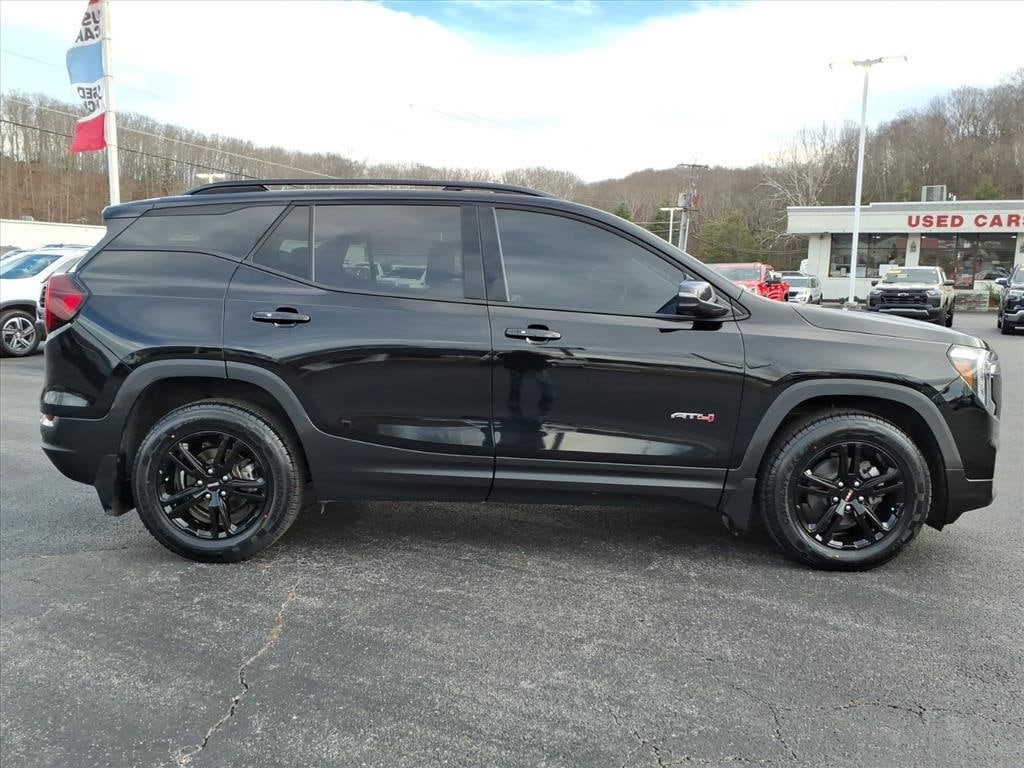 Used 2024 GMC Terrain AT4 SUV