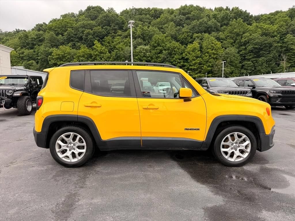 Used 2018 Jeep Renegade Latitude SUV