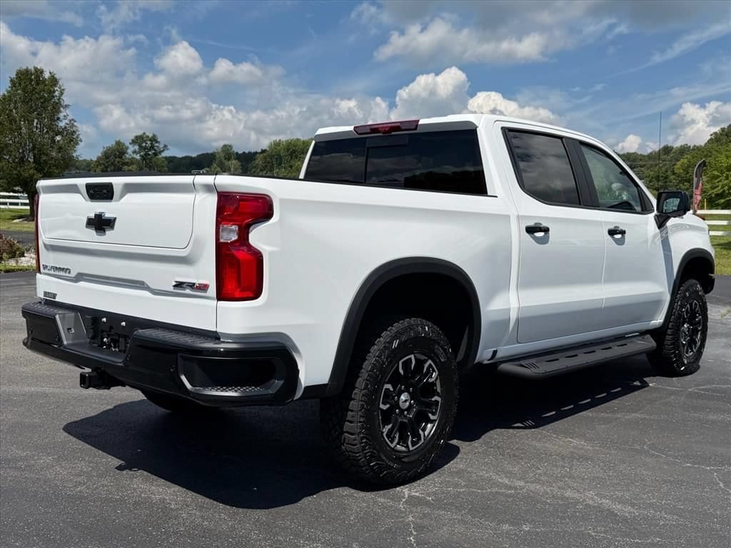 New 2026 Chevrolet Silverado 1500 ZR2 Truck