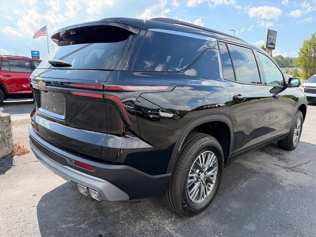 New 2026 Chevrolet Traverse LT SUV