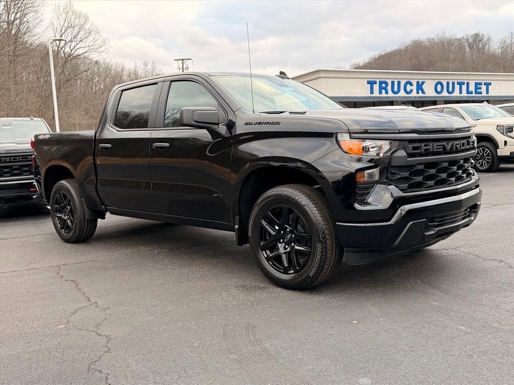 2026 Chevrolet Silverado 1500 Custom's photo