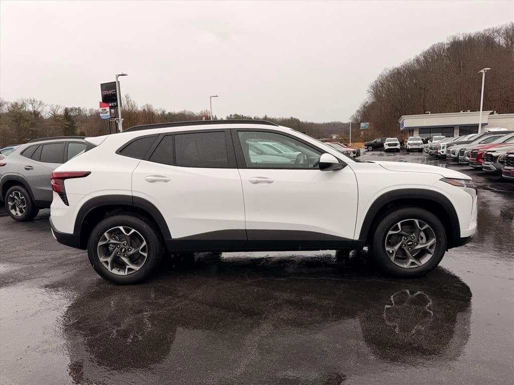 New 2026 Chevrolet Trax LT SUV