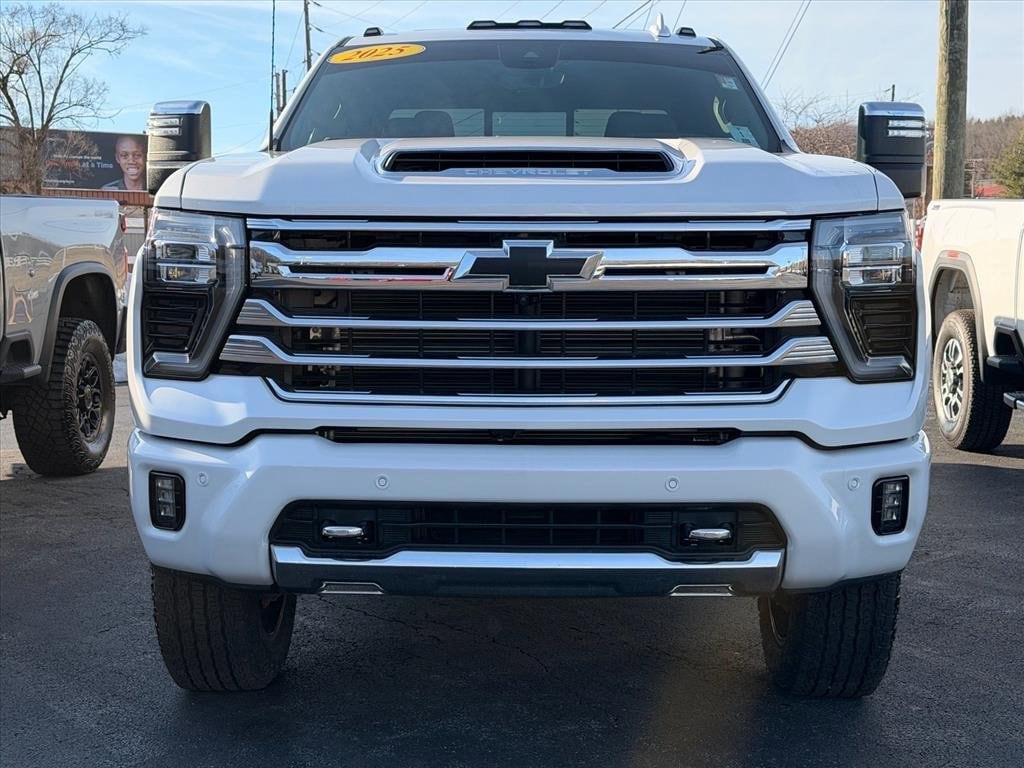 Used 2025 Chevrolet Silverado 2500 HD High Country Truck Crew Cab