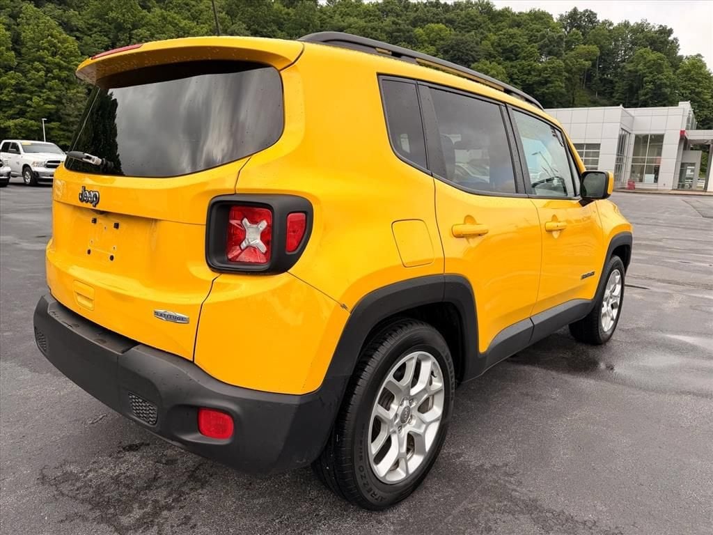 Used 2018 Jeep Renegade Latitude SUV