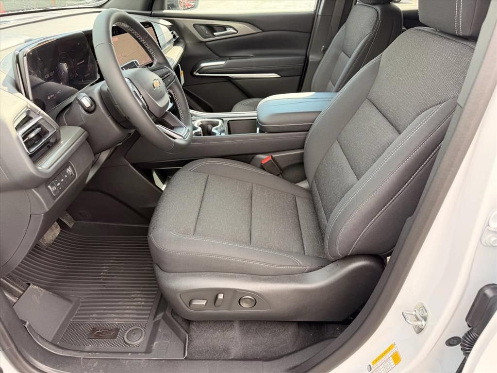 2026 Chevrolet Traverse LT - Photo 7