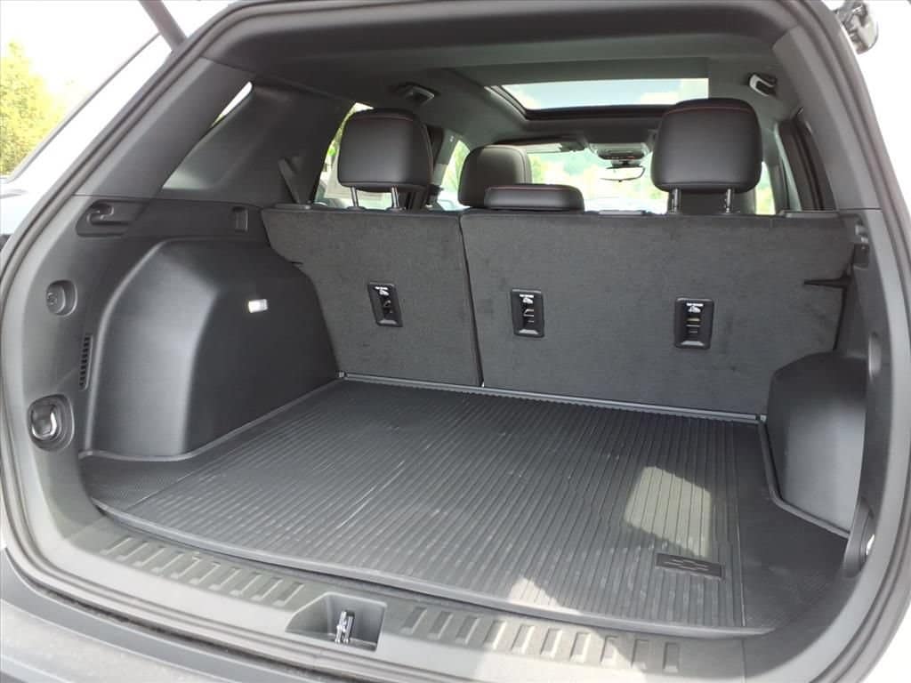 2027 Chevrolet Equinox RS - Photo 6