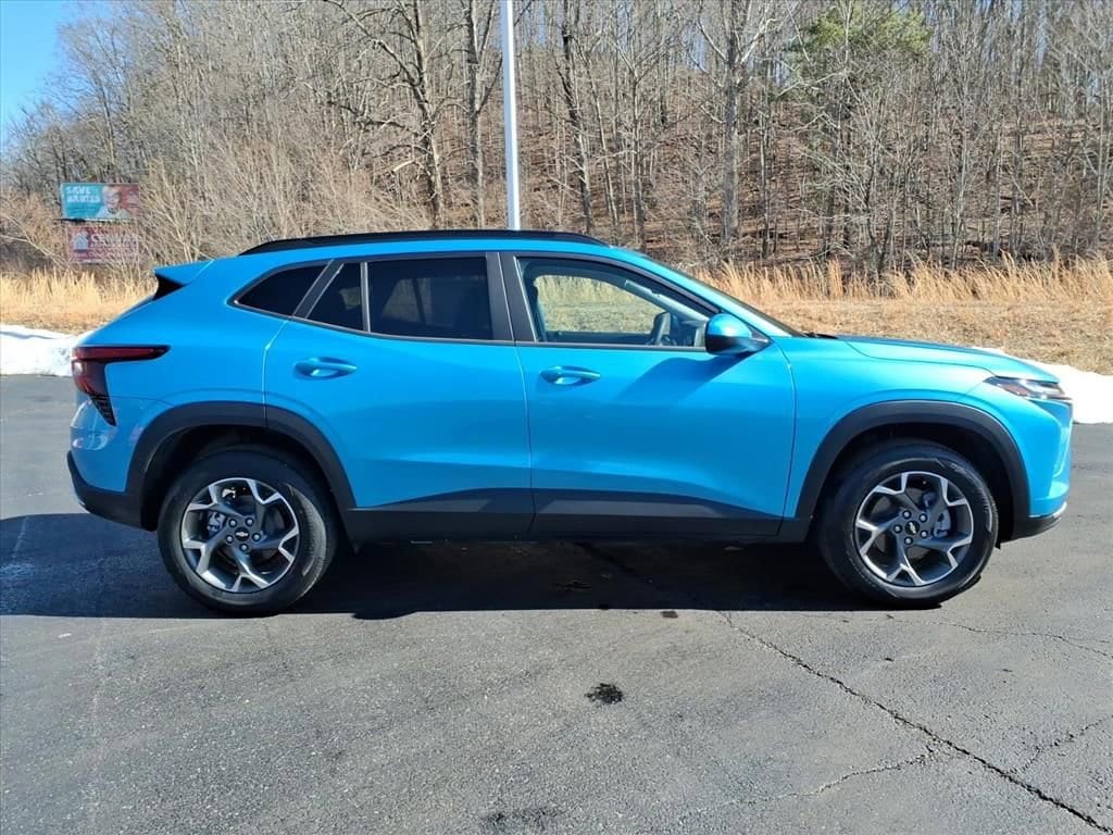 New 2026 Chevrolet Trax LT SUV