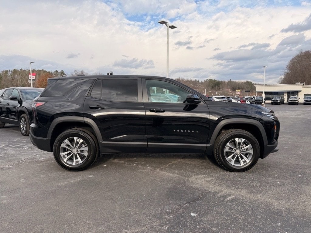 New 2026 Chevrolet Equinox LT SUV