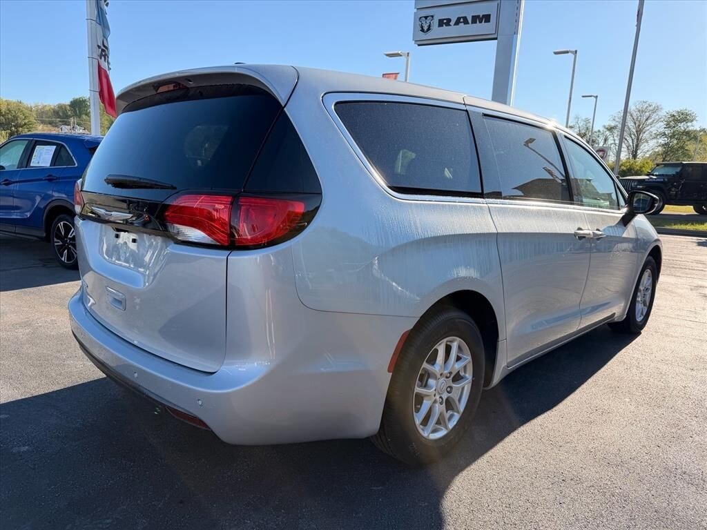 New 2026 Chrysler Voyager LX Van Passenger Van