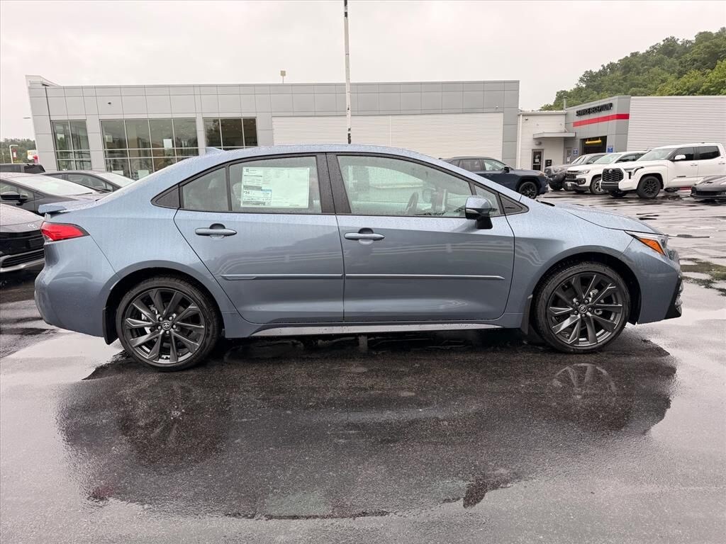 New 2026 Toyota Corolla SE Sedan