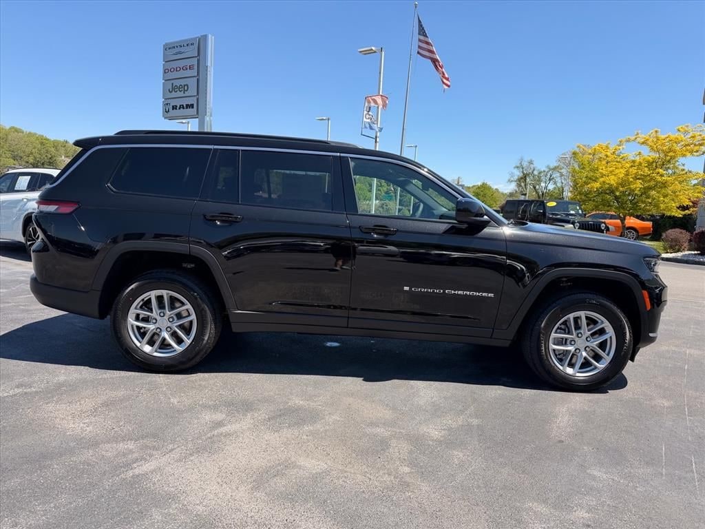 New 2026 Jeep Grand Cherokee L Laredo SUV