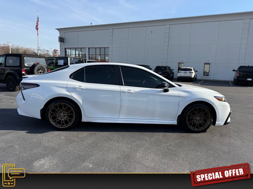 Used 2023 Toyota Camry SE Sedan