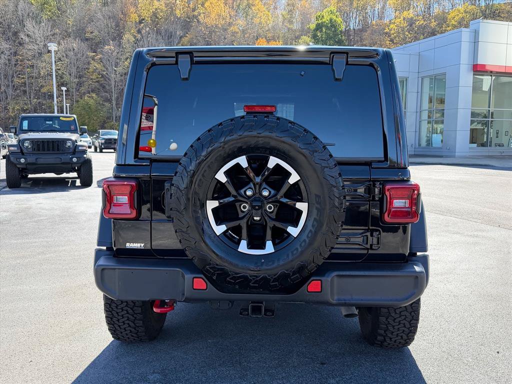 Used 2024 Jeep Wrangler Rubicon SUV