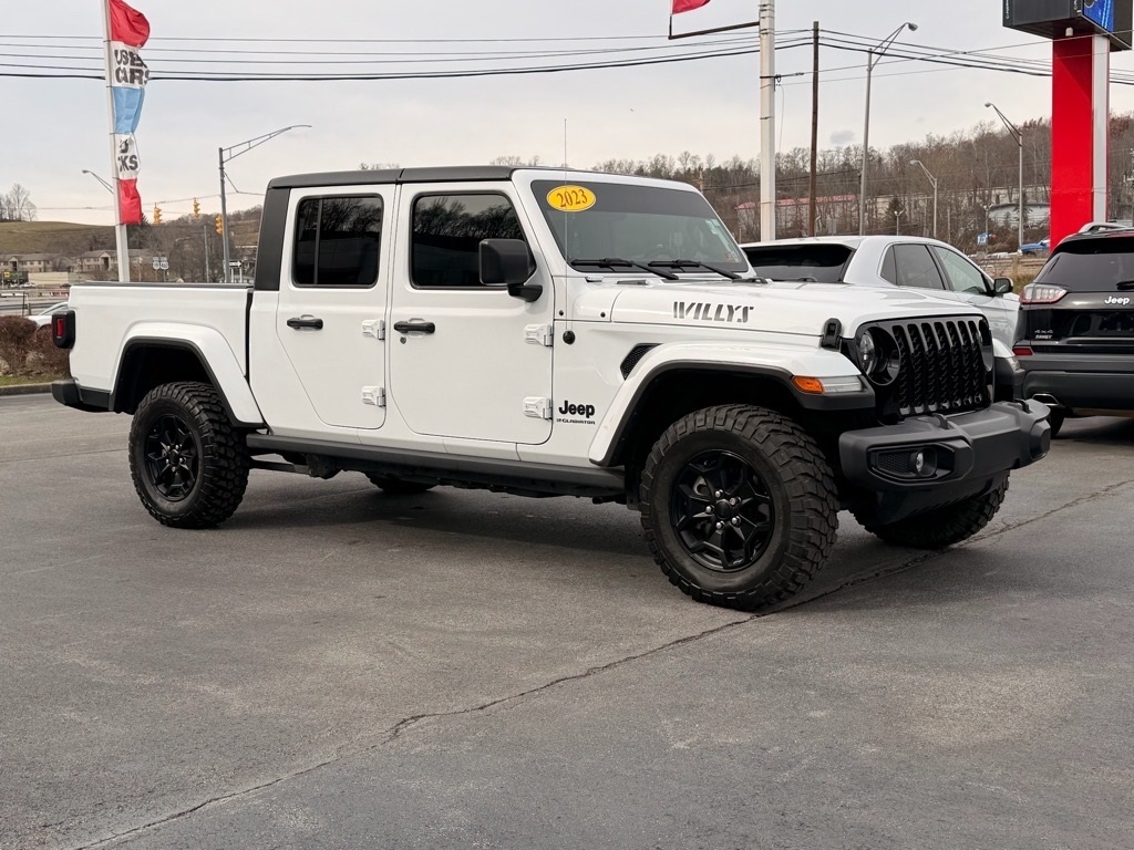 Used 2023 Jeep Gladiator Willys Truck
