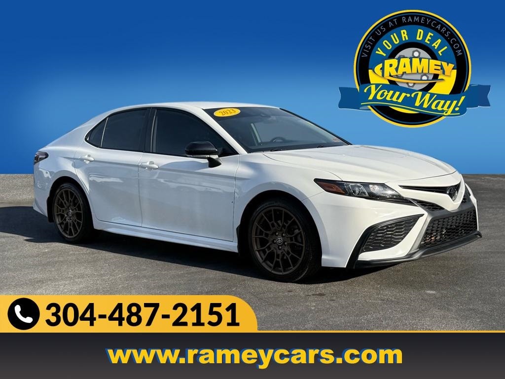 Used 2023 Toyota Camry SE Sedan