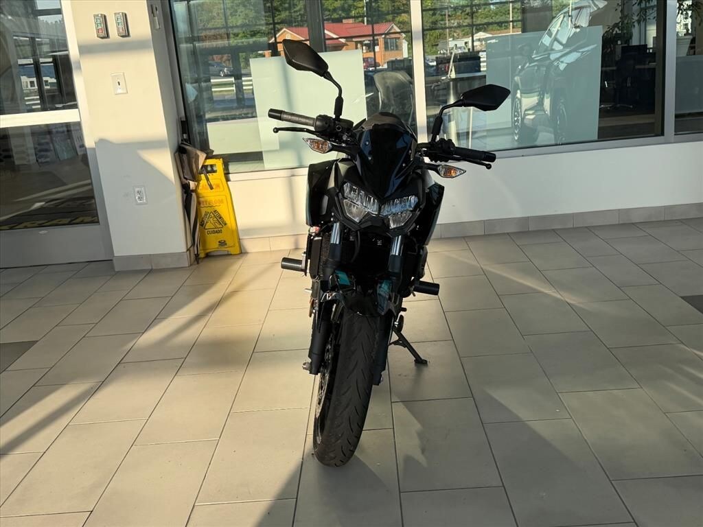 Used 2023 Kawasaki Z400 Motorcycle Z400