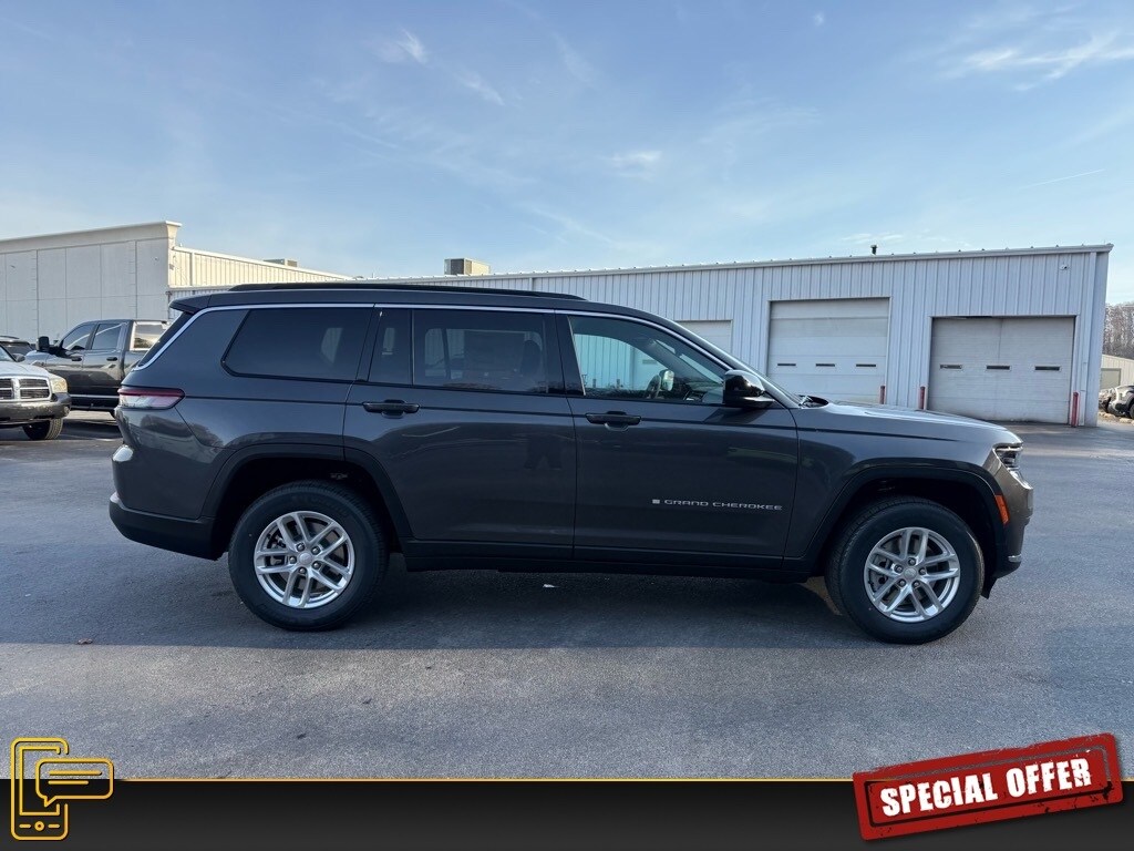New 2025 Jeep Grand Cherokee L Laredo SUV