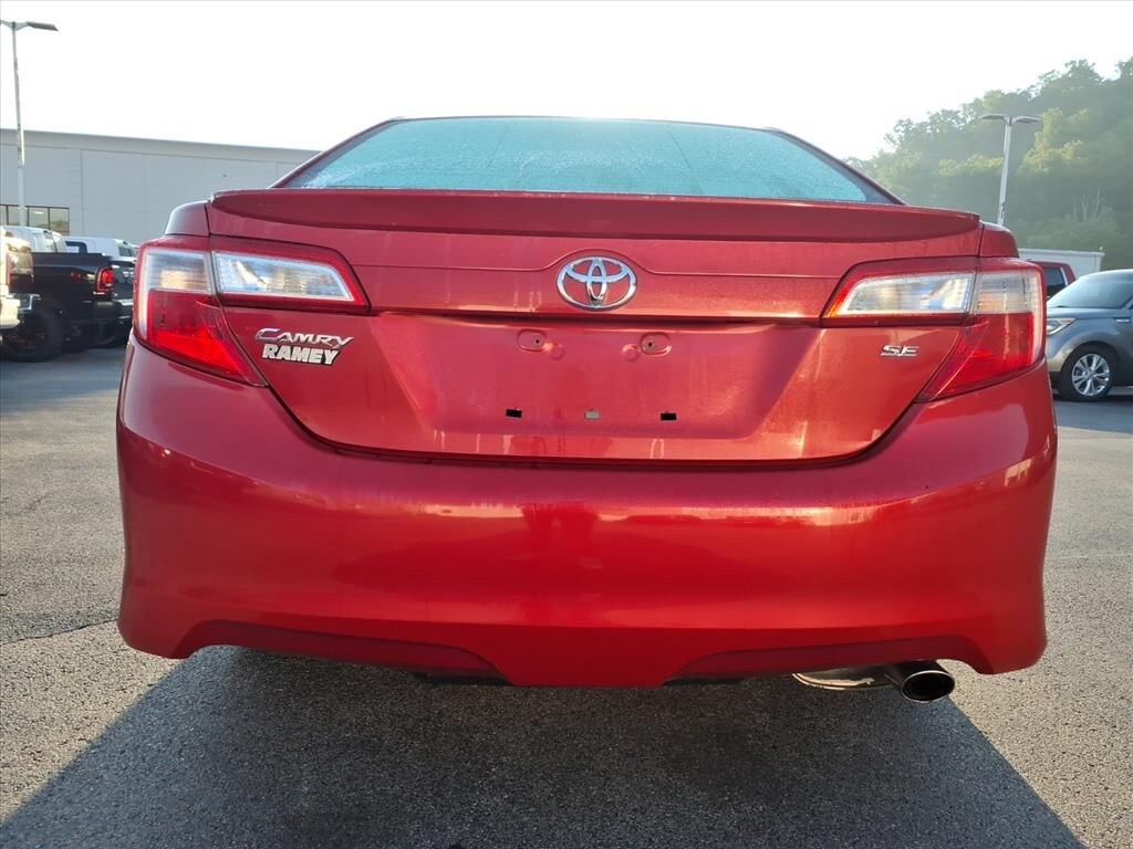 Used 2013 Toyota Camry SE Sedan