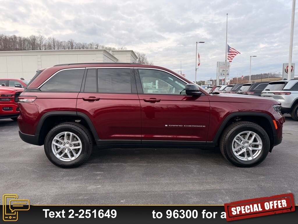 New 2025 Jeep Grand Cherokee Laredo SUV