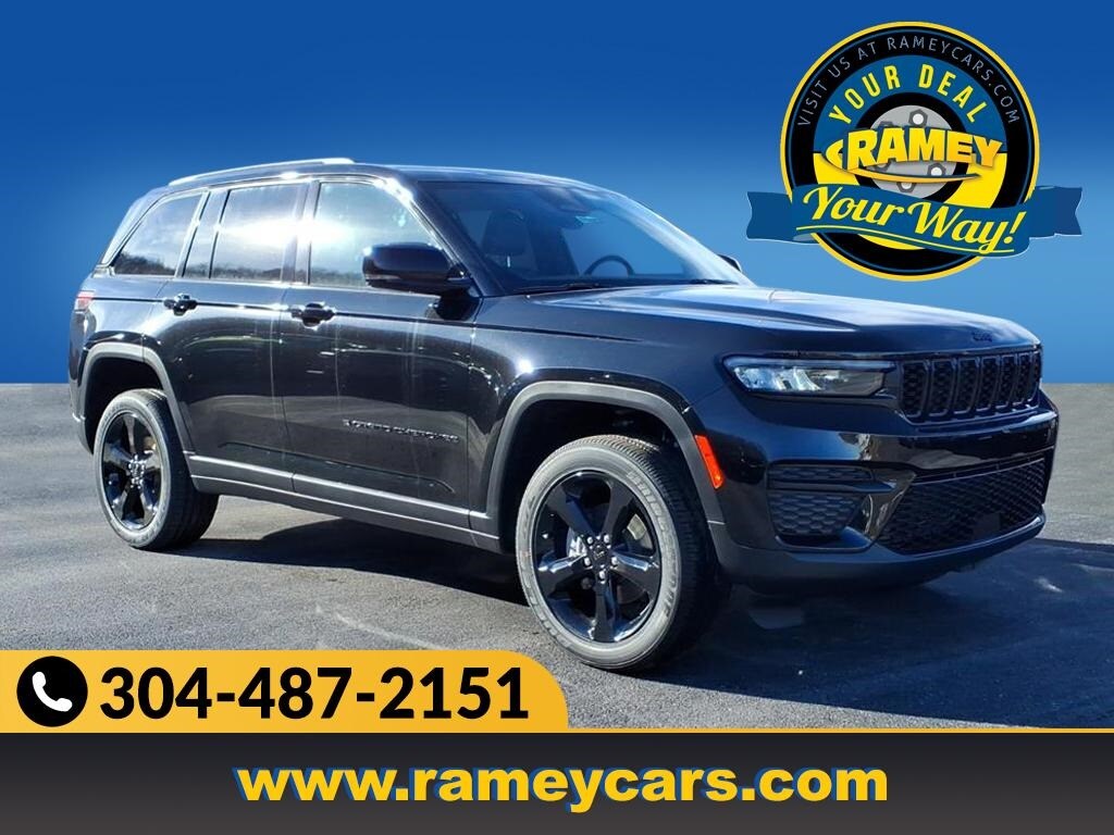 New 2025 Jeep Grand Cherokee Laredo SUV