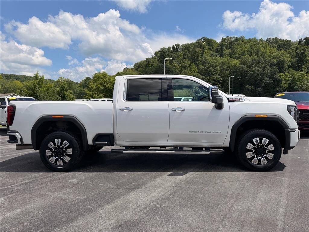 Used 2024 GMC Sierra 2500HD Denali Truck