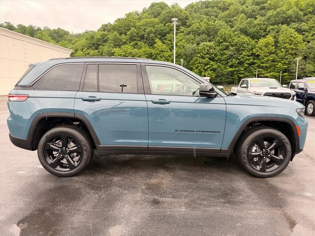 New 2026 Jeep Grand Cherokee Limited SUV