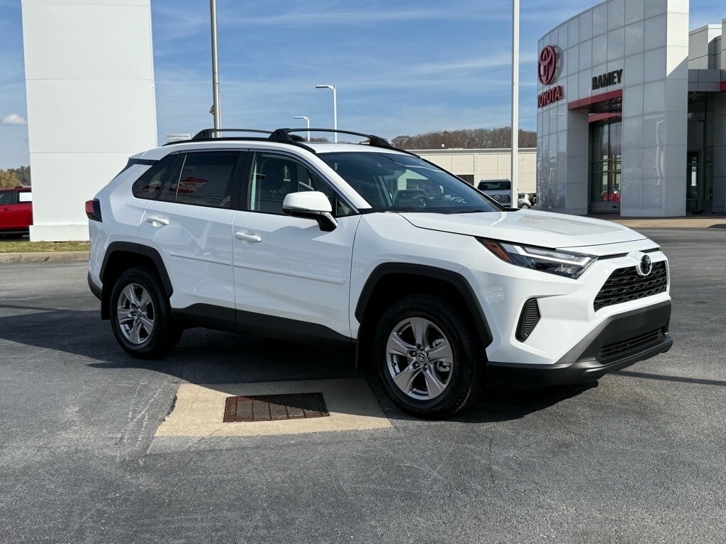 New 2025 Toyota RAV4 XLE SUV