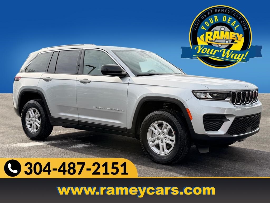 New 2025 Jeep Grand Cherokee Laredo SUV