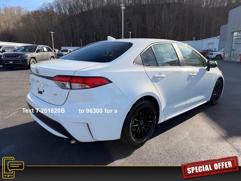 Used 2021 Toyota Corolla LE Sedan