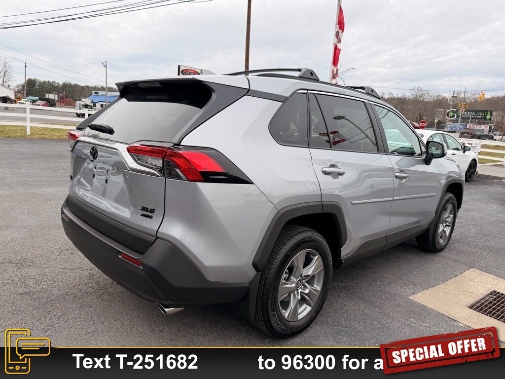 New 2025 Toyota RAV4 XLE SUV