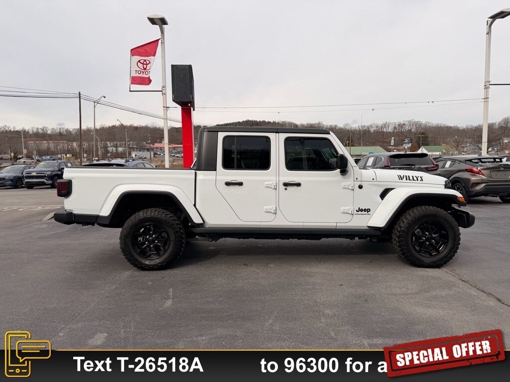 Used 2023 Jeep Gladiator Willys Truck