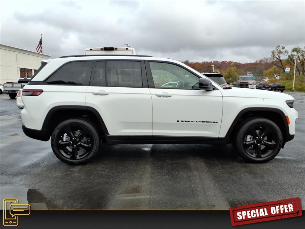 New 2025 Jeep Grand Cherokee Limited SUV