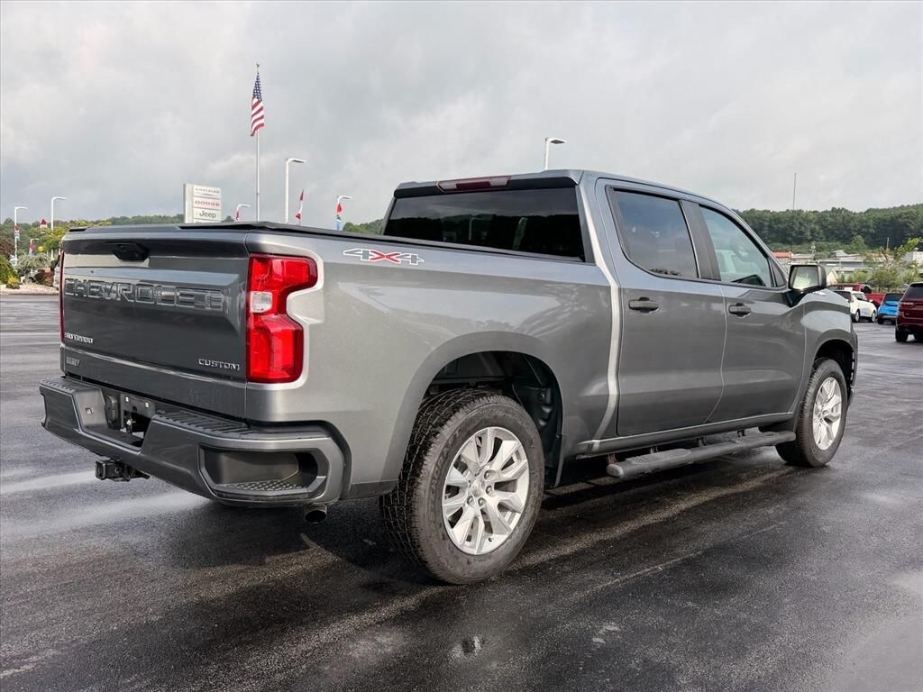 Used 2022 Chevrolet Silverado 1500 LTD Custom Truck