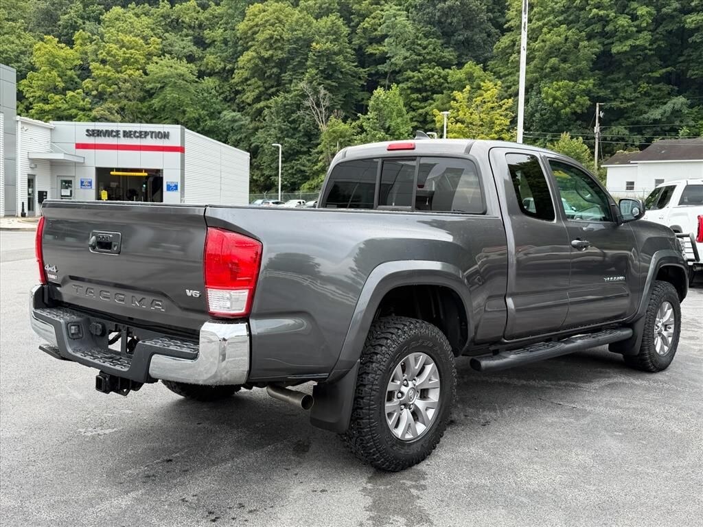 Used 2016 Toyota Tacoma SR5 Truck