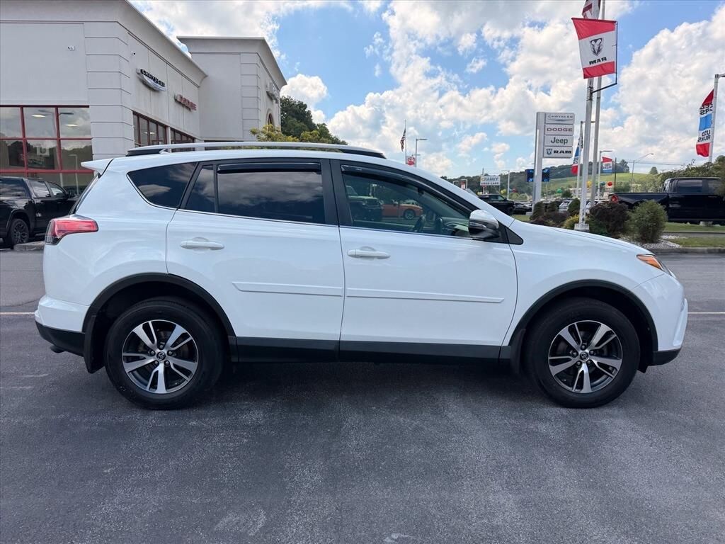 Used 2018 Toyota RAV4 SUV