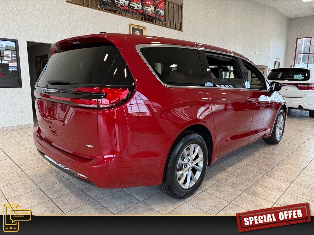 New 2026 Chrysler Pacifica Select Van Passenger Van